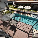 Guezel Life Homestay