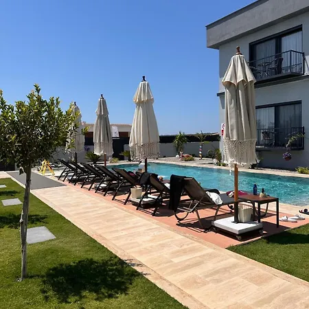 Guezel Life Çeşme